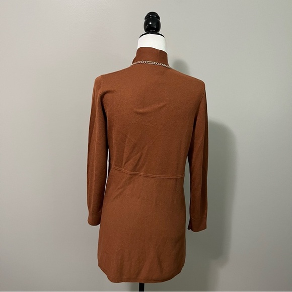 Laura Petite Gold Chain Detail Open-Front Long Cardigan - Picture 8 of 10